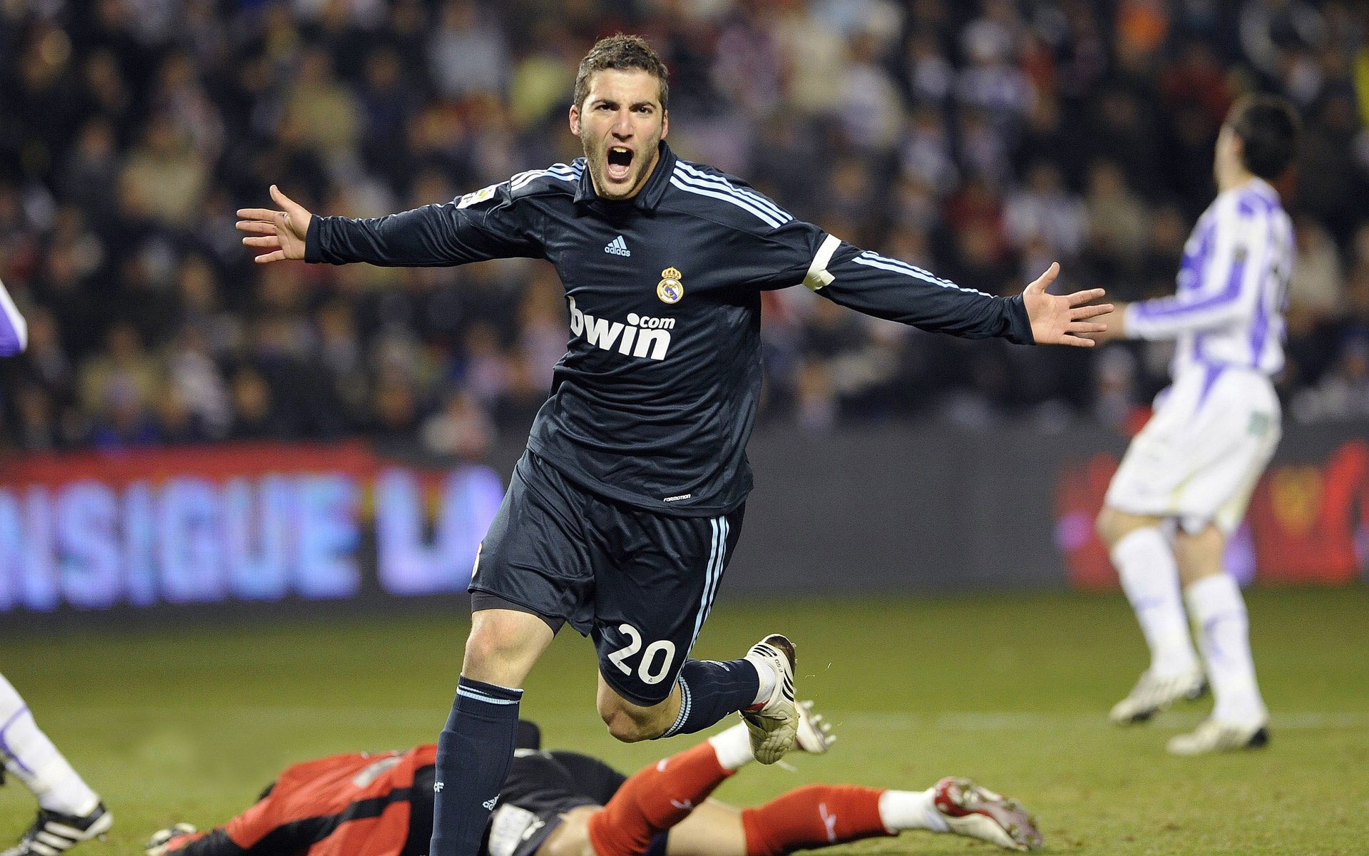 曼联青年队教练强调基本功决定上限，曼联青训未来六大巨星